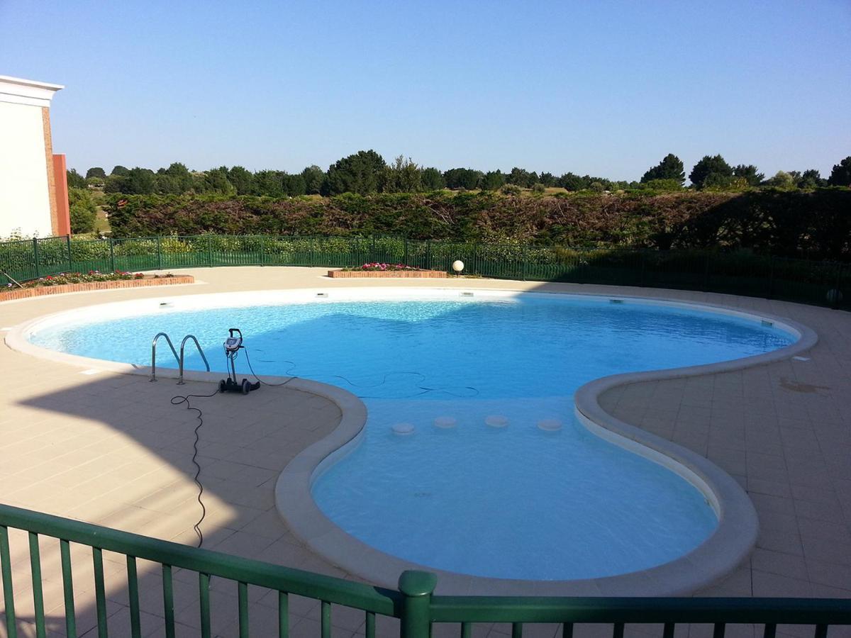 Maison Proche Golf Plage Et Piscine A 포르닉 외부 사진